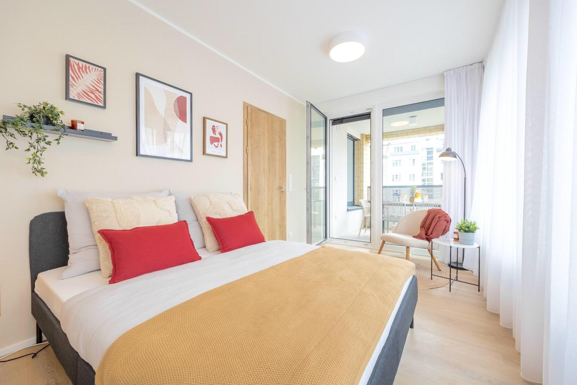 Bright 2Br - 5Th Floor, Balcony, Free Parking By Gravity Prague Apartamento Exterior foto