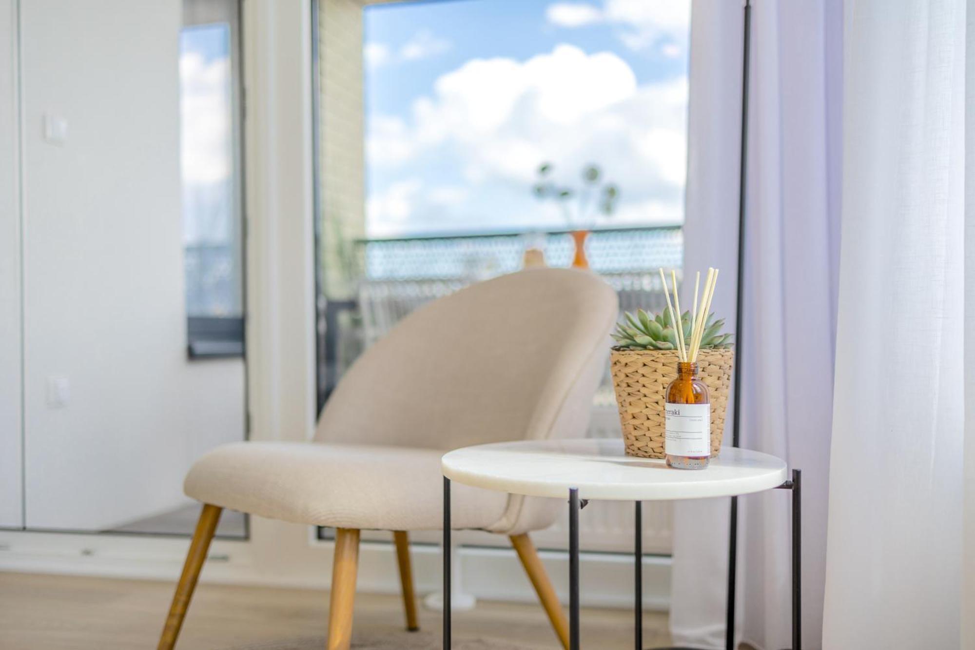 Bright 2Br - 5Th Floor, Balcony, Free Parking By Gravity Prague Apartamento Exterior foto